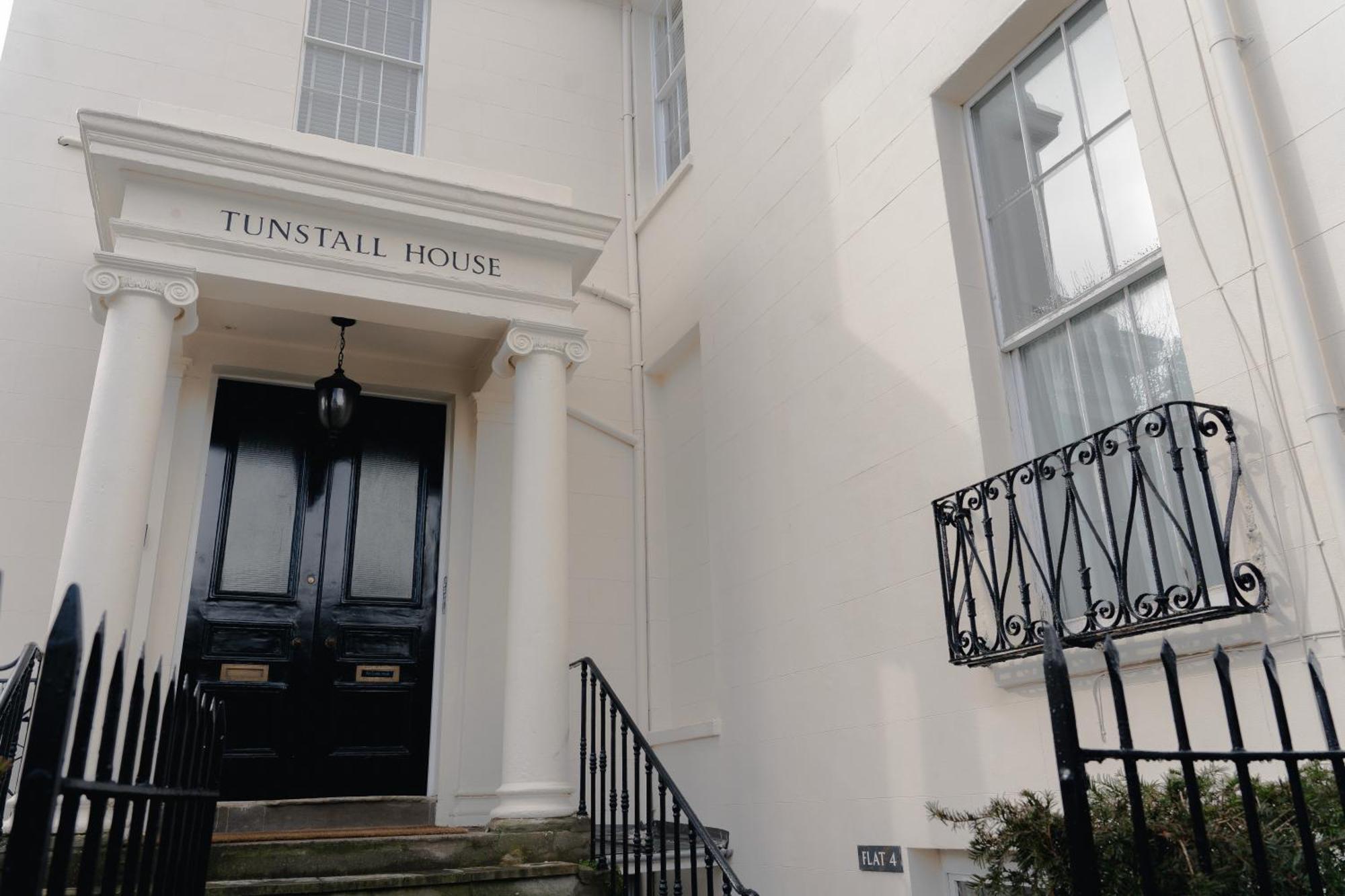 Tunstall House Cheltenham Exteriör bild